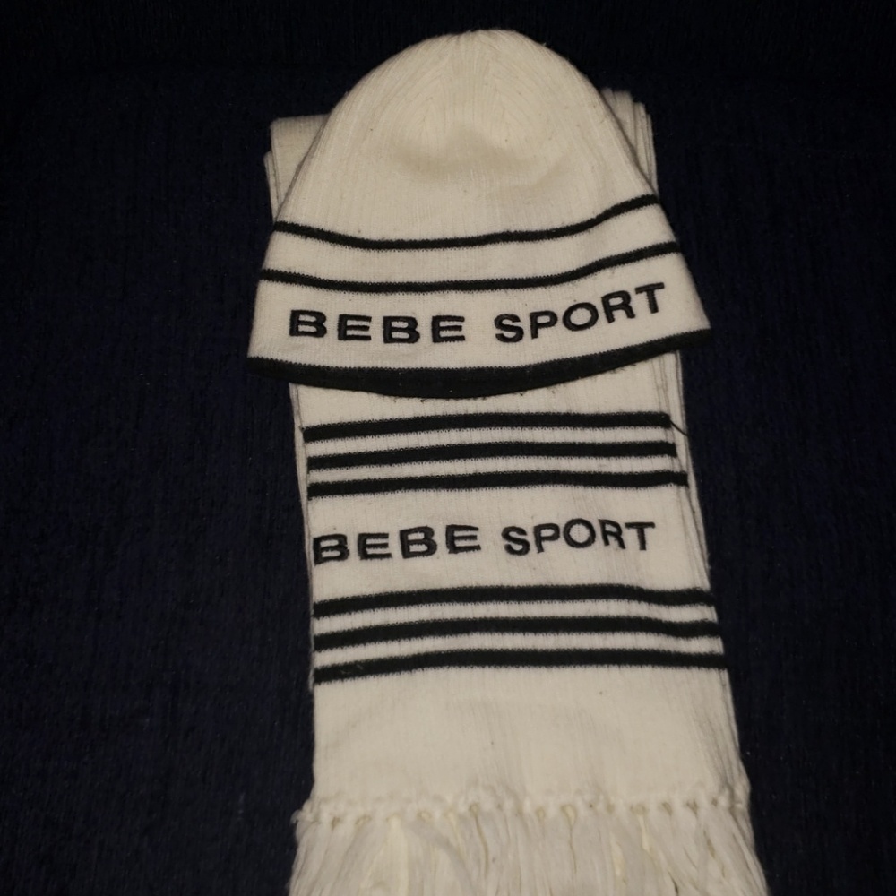 Hat & Scarf